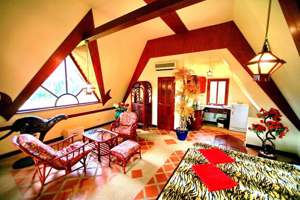 Nai Harn Coco Palace Resort חדר תמונה