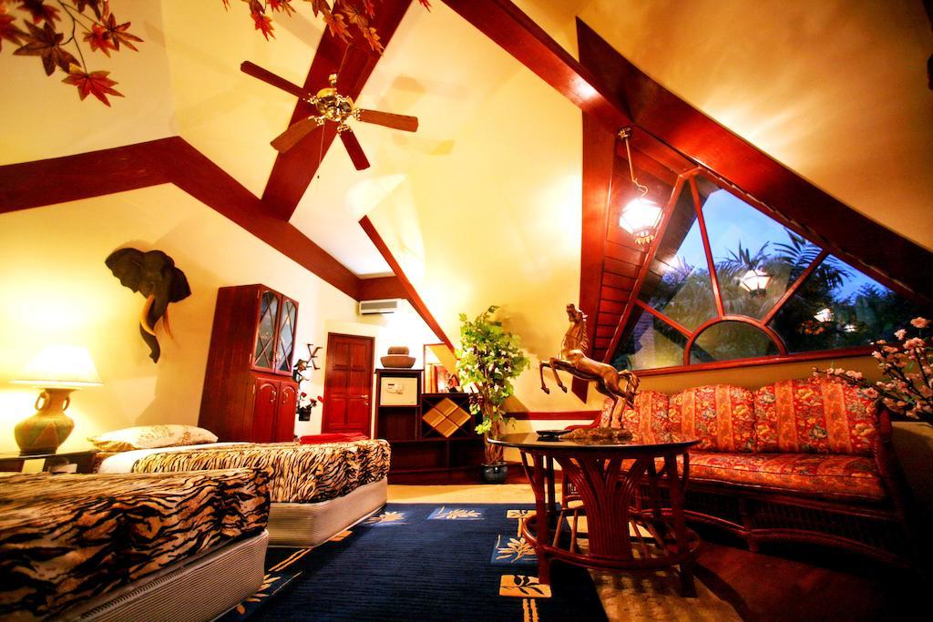 Nai Harn Coco Palace Resort חדר תמונה
