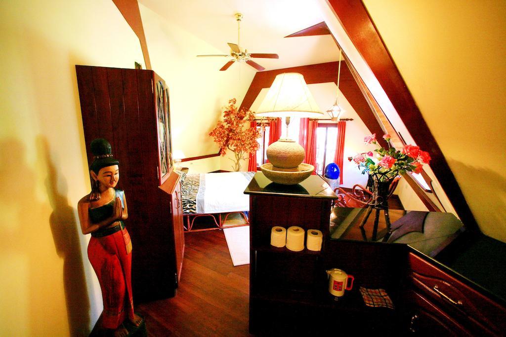 Nai Harn Coco Palace Resort חדר תמונה