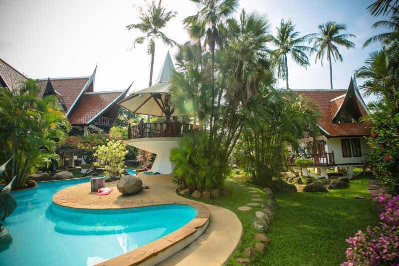 Nai Harn Coco Palace Resort מראה חיצוני תמונה